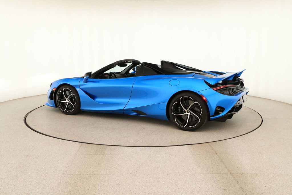 Used 2024 McLaren 750S Spider RWD image 4