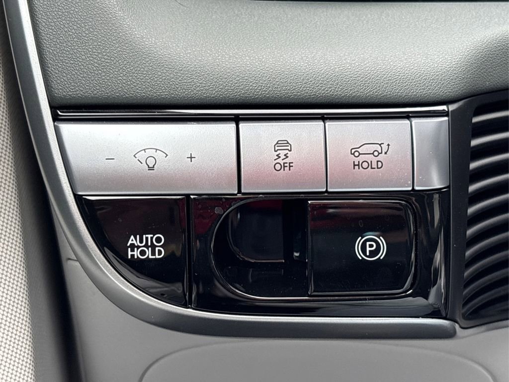 Certified 2023 Hyundai Ioniq 5 Limited w/ Cargo Package image 41