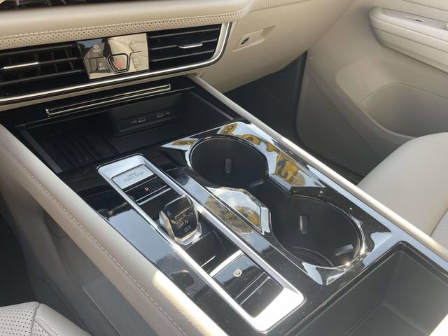 Certified 2026 Volkswagen Atlas SE w/ Panoramic Sunroof Package FWD image 30