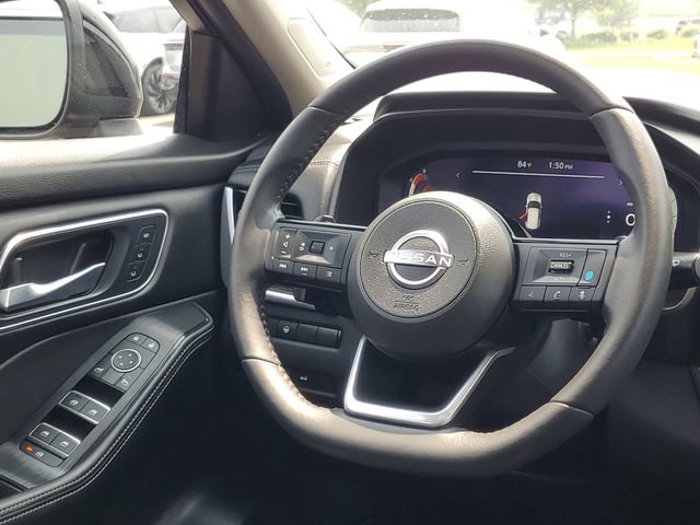 Used 2024 Nissan Rogue Platinum AWD/4WD image 31