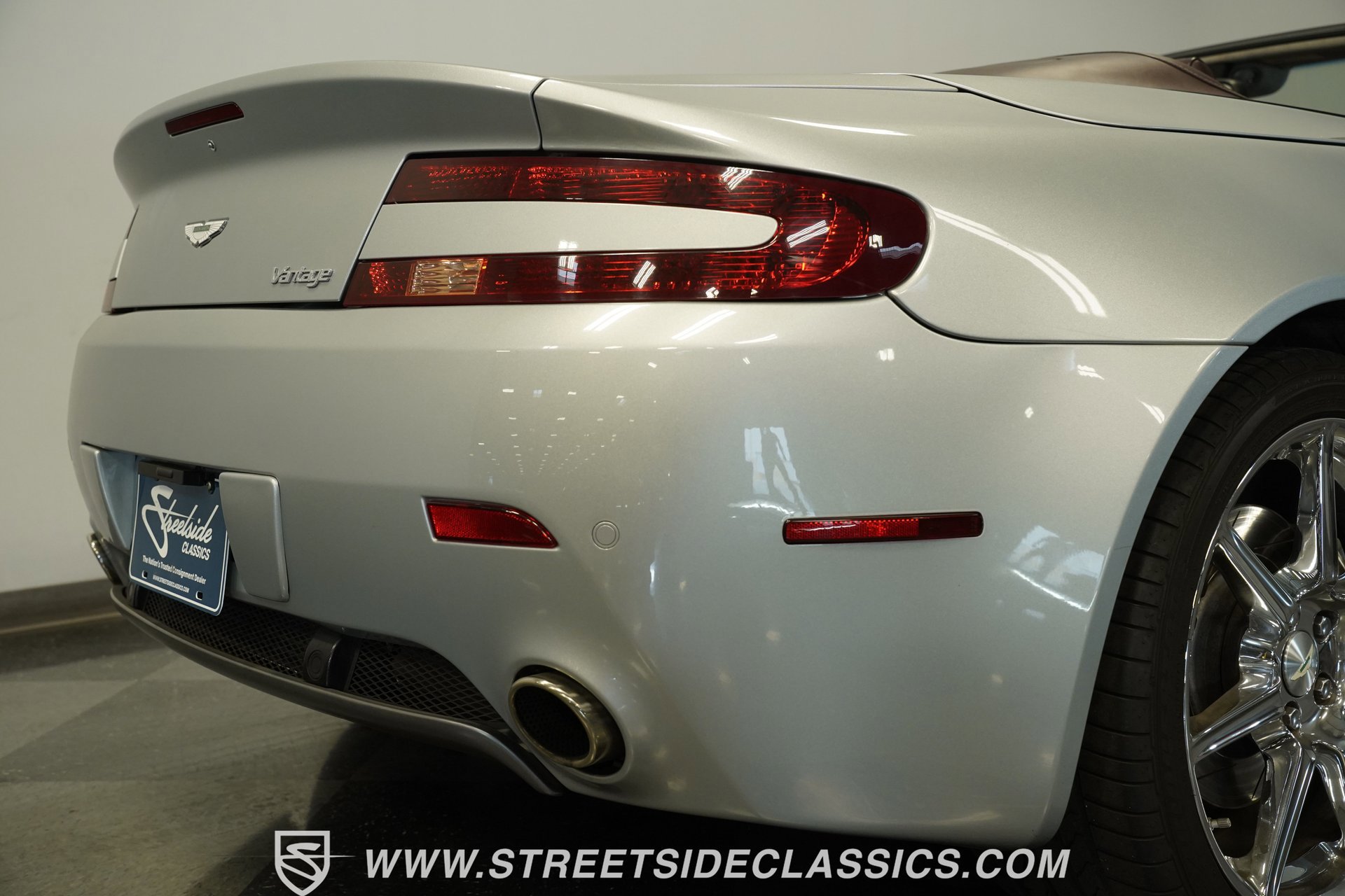 Used 2008 Aston Martin V8 Vantage Roadster image 32