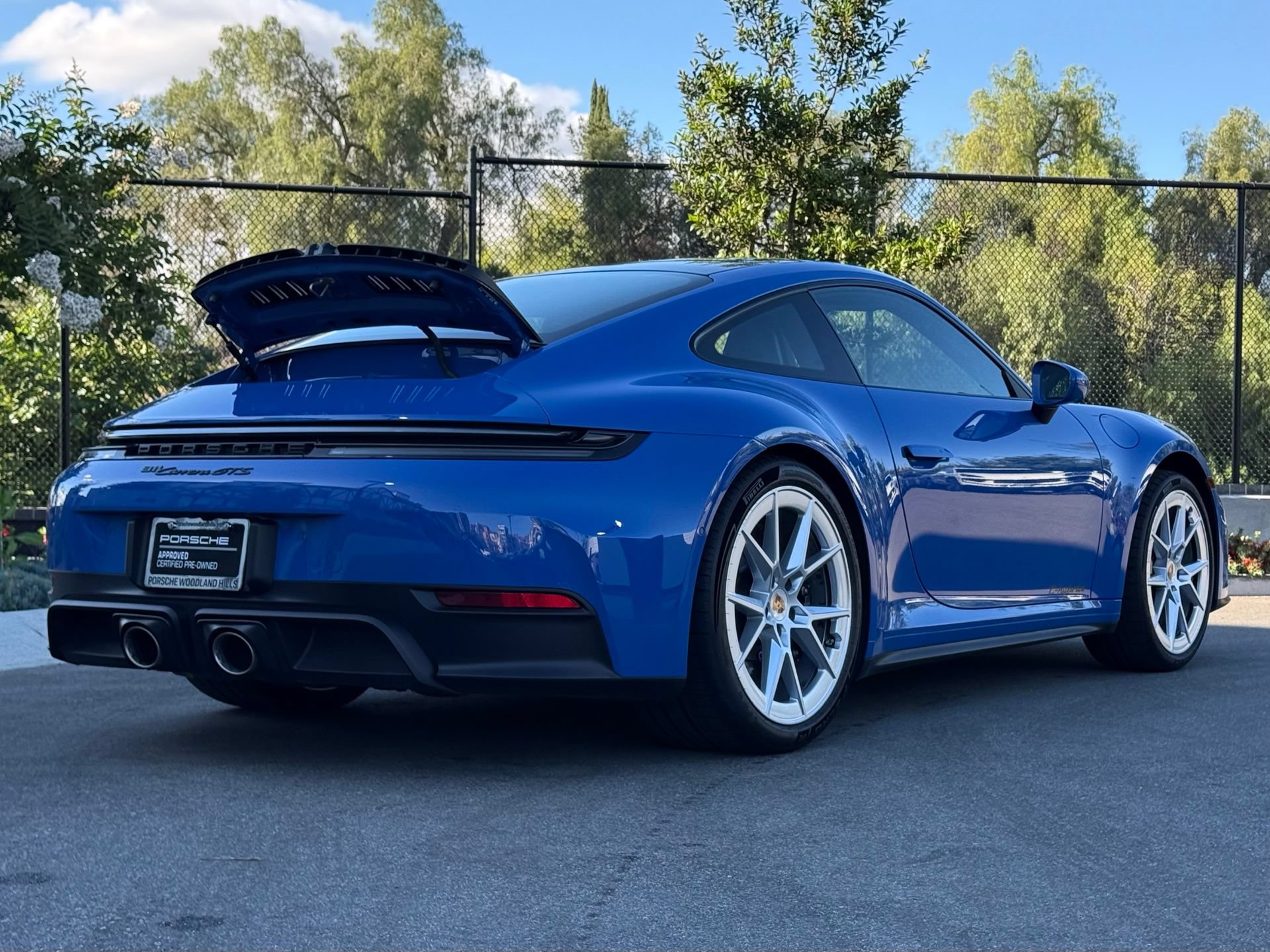 Certified 2025 Porsche 911 Carrera 4 GTS AWD/4WD image 35