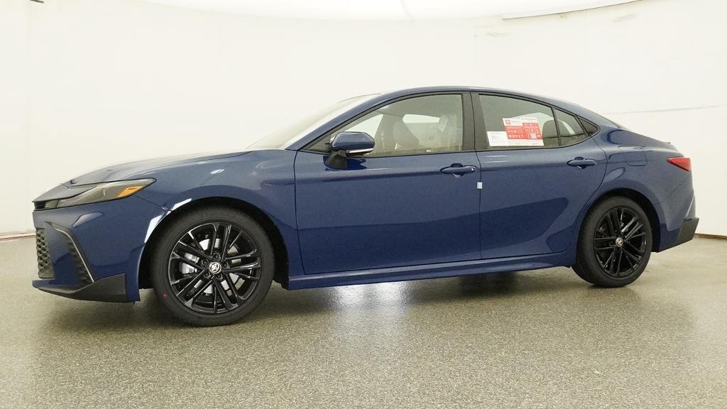 New 2026 Toyota Camry SE FWD image 4