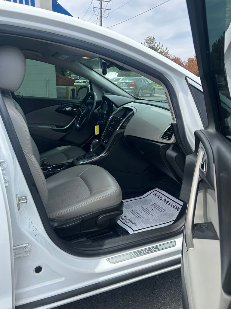 Used 2014 Buick Verano Convenience FWD image 10