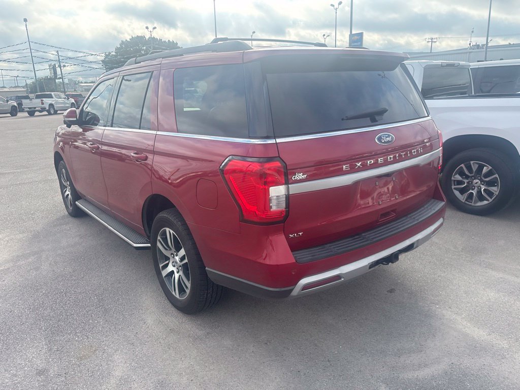 Used 2022 Ford Expedition XLT AWD/4WD image 9