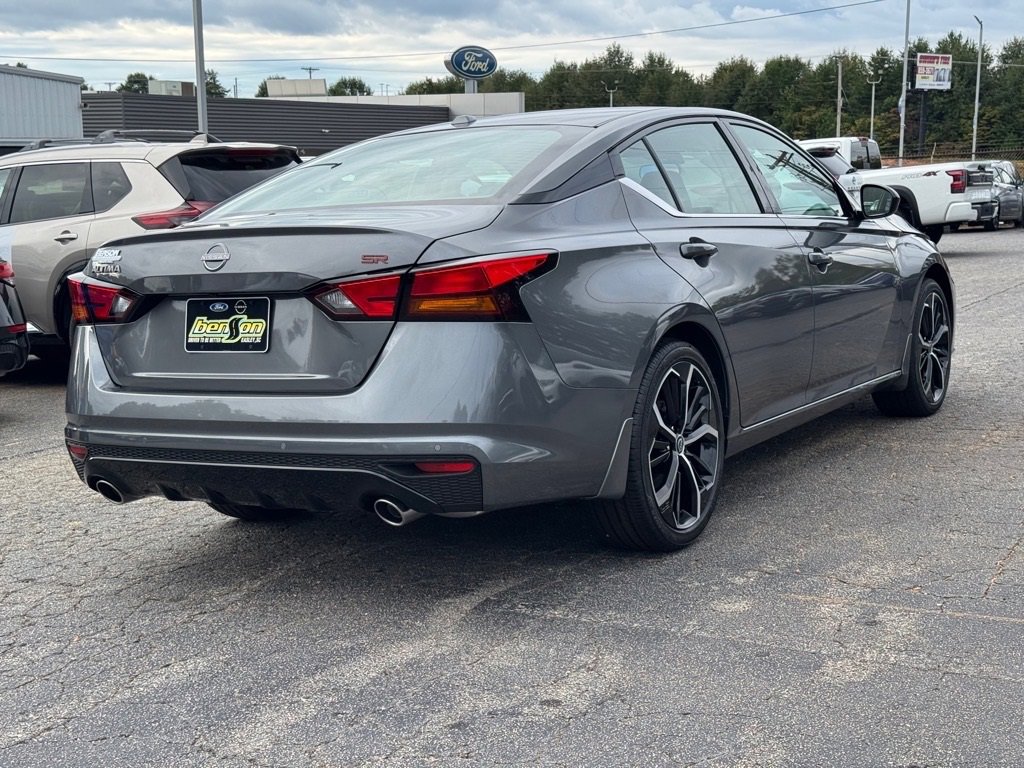 New 2025 Nissan Altima 2.5 SR w/ SR Premium Package image 3