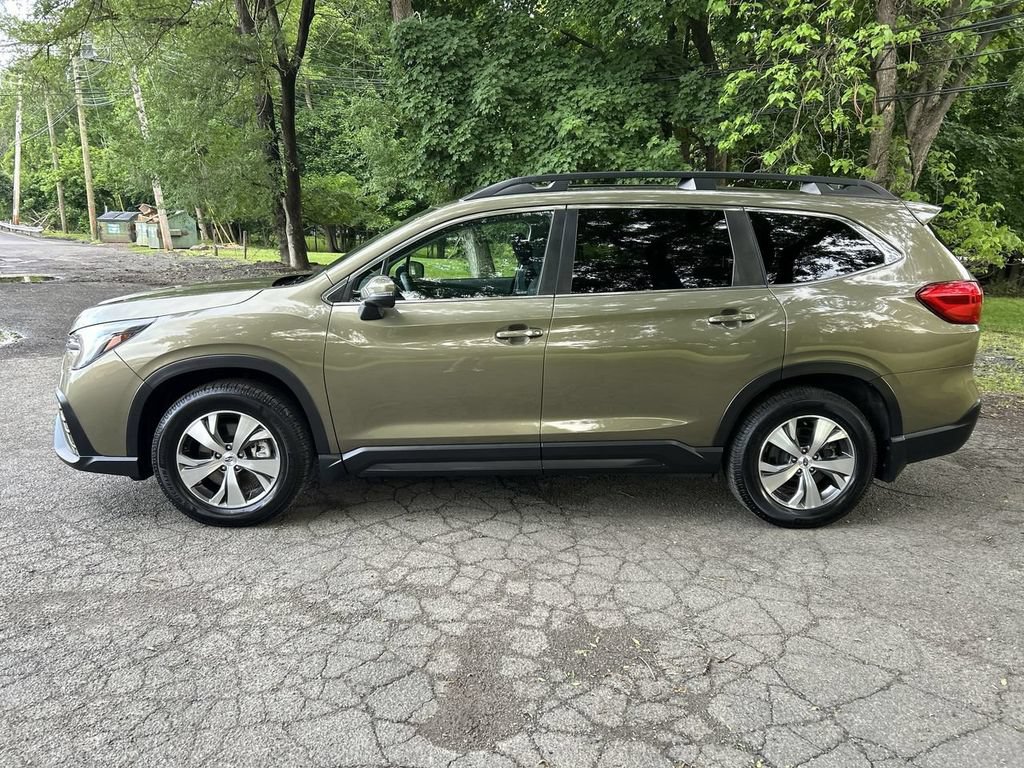 Used 2023 Subaru Ascent Premium w/ Convenience Package AWD/4WD image 5