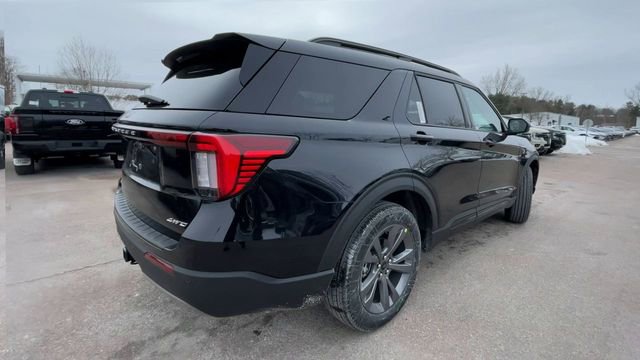 New 2026 Ford Explorer Active w/ Active Comfort Package image 2