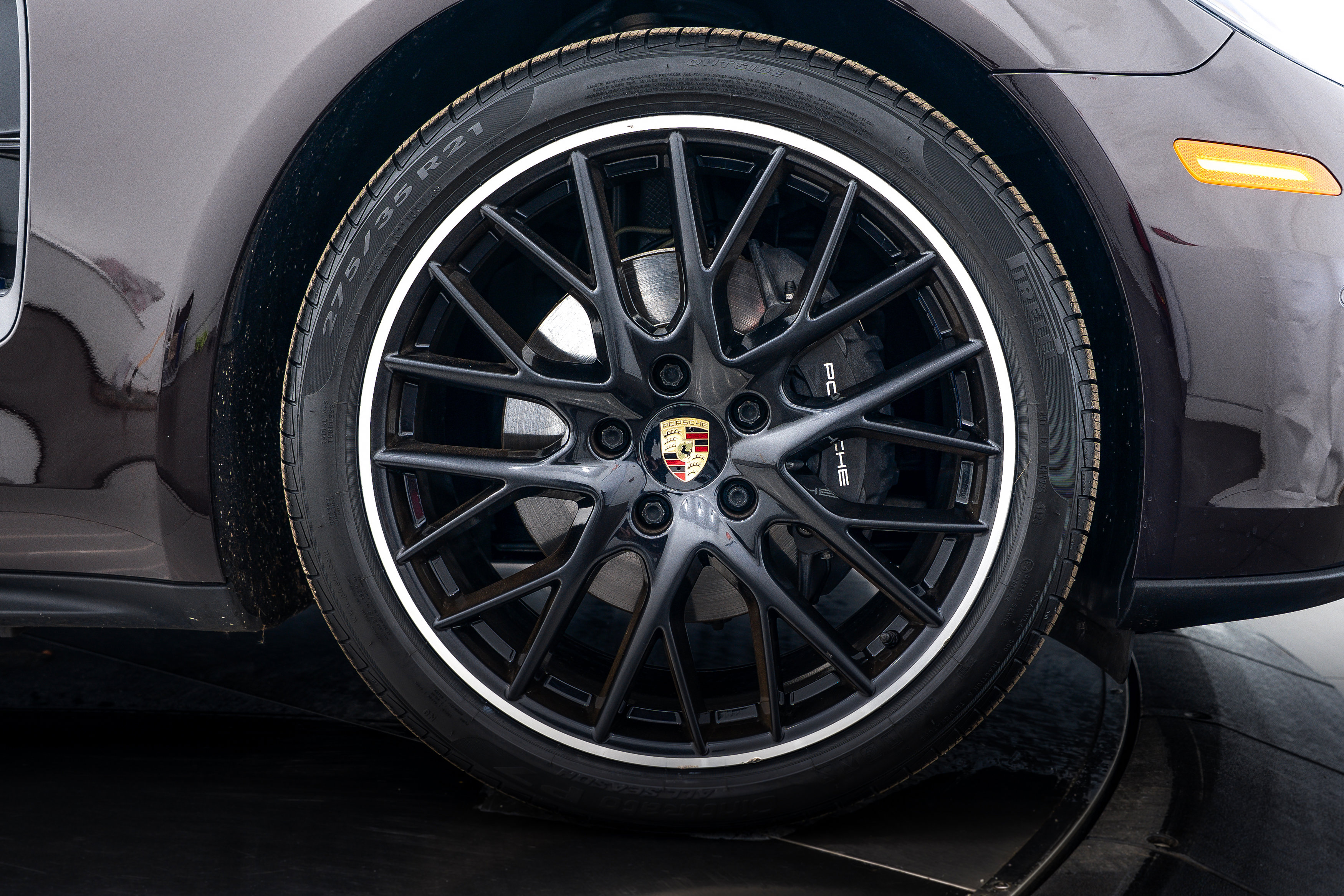 Certified 2017 Porsche Panamera image 11