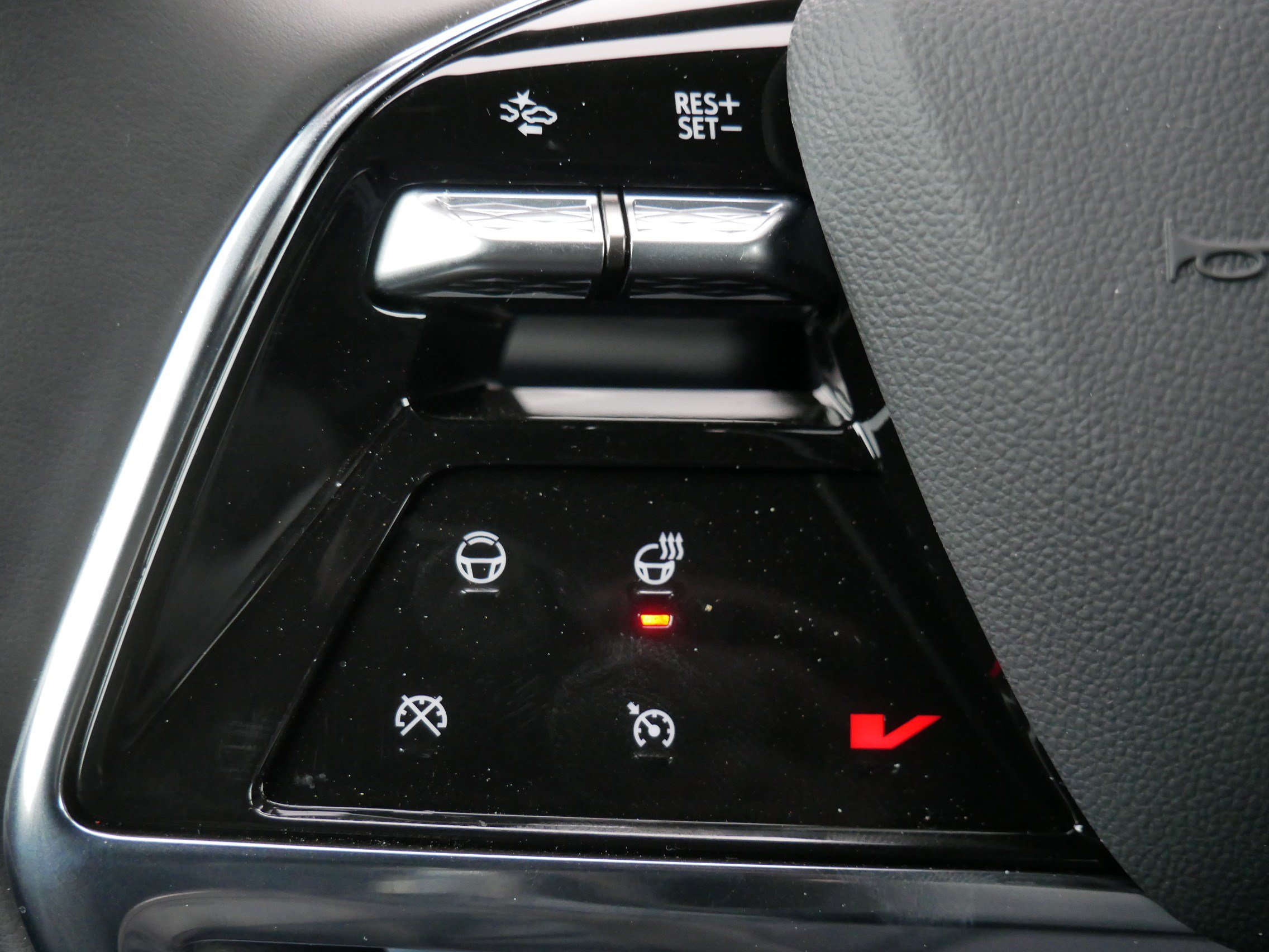 New 2026 Cadillac Vistiq Luxury image 25