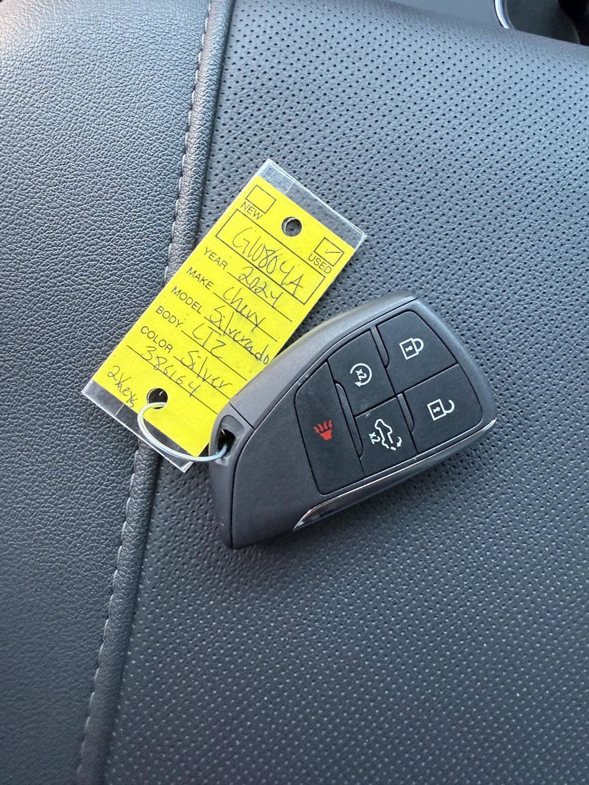 Used 2024 Chevrolet Silverado 1500 LTZ image 24