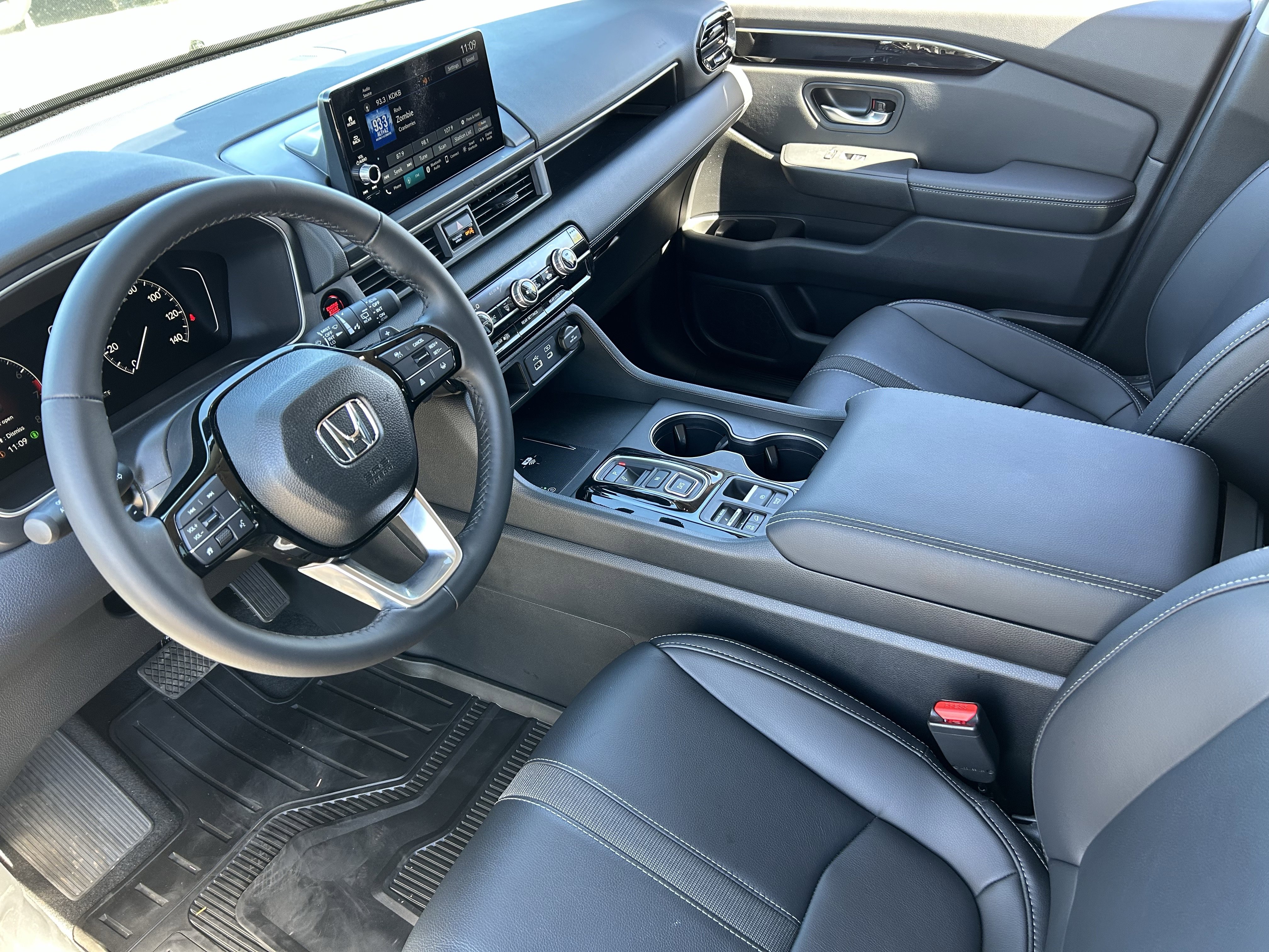 Used 2025 Honda Pilot EX-L image 19