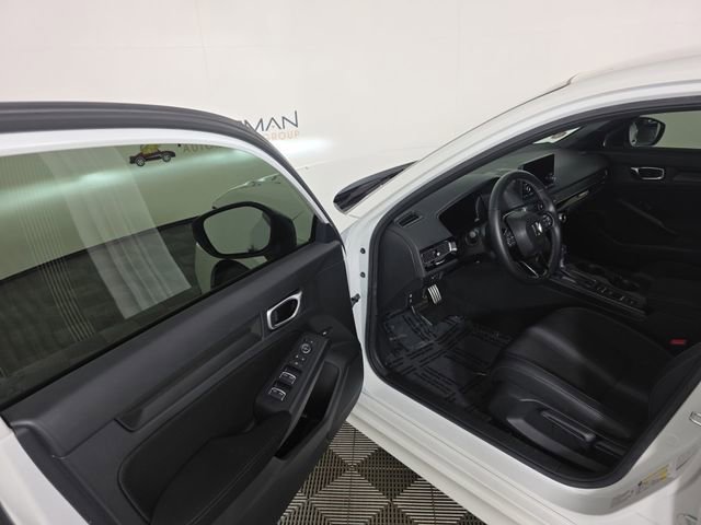 Used 2023 Honda Civic Sport image 17