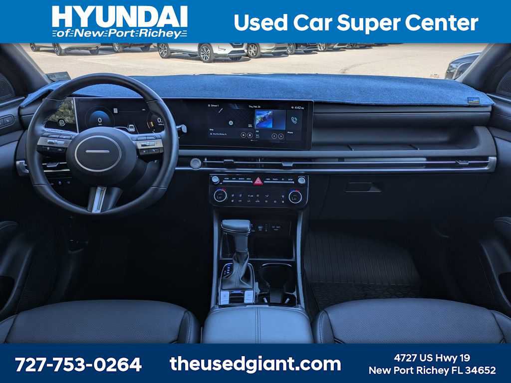 Used 2025 Hyundai Santa Cruz Limited image 19