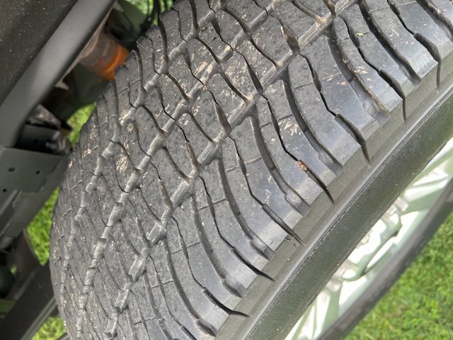 Used 2017 Ford F250 Platinum w/ FX4 Off-Road Package image 23