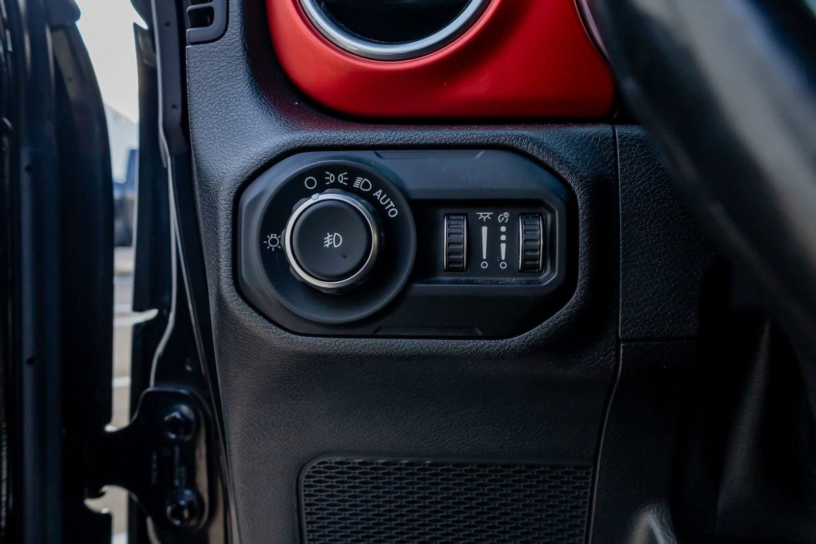 Used 2021 Jeep Wrangler Unlimited Rubicon image 21