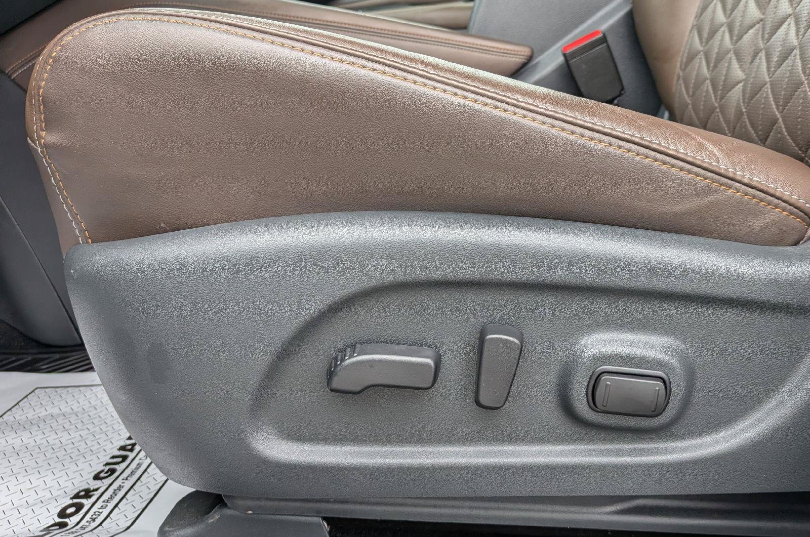Used 2024 Nissan Murano Platinum AWD/4WD image 13
