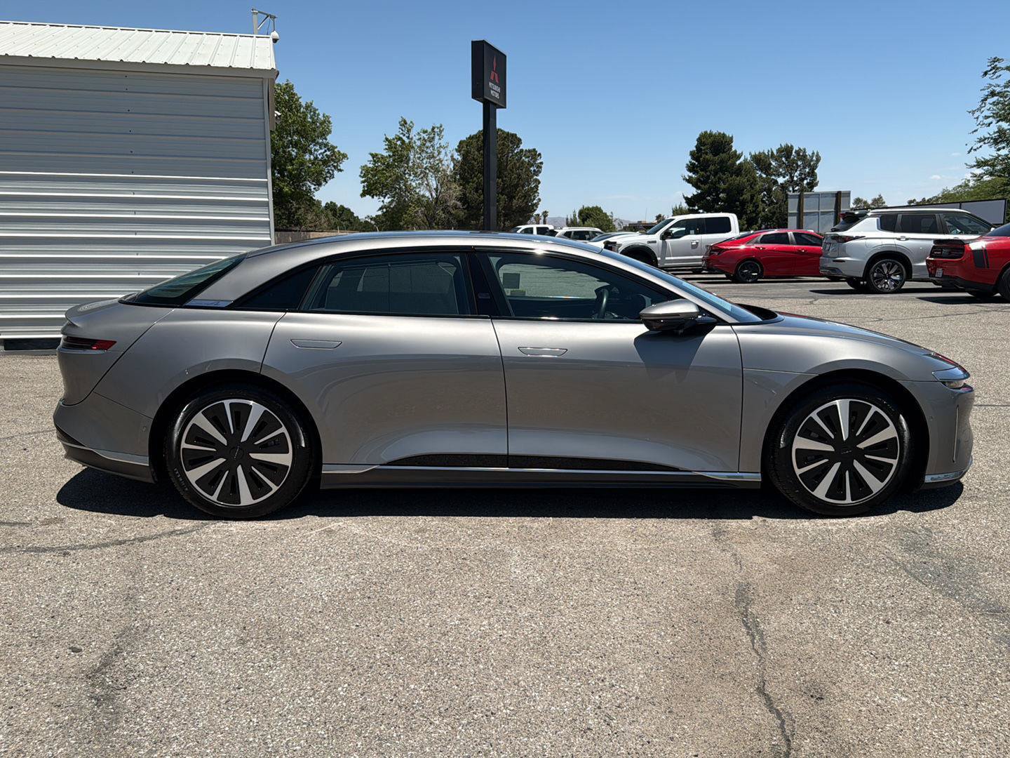Used 2023 Lucid Air Touring AWD/4WD image 9