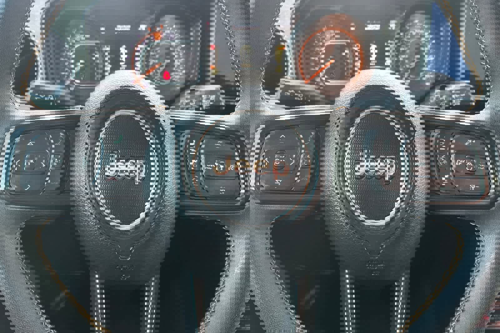 Used 2024 Jeep Wrangler Willys image 23