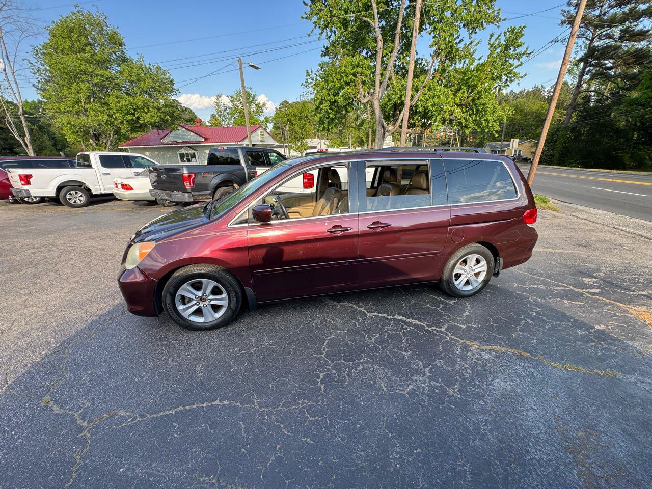 Used 2010 Honda Odyssey Touring image 3