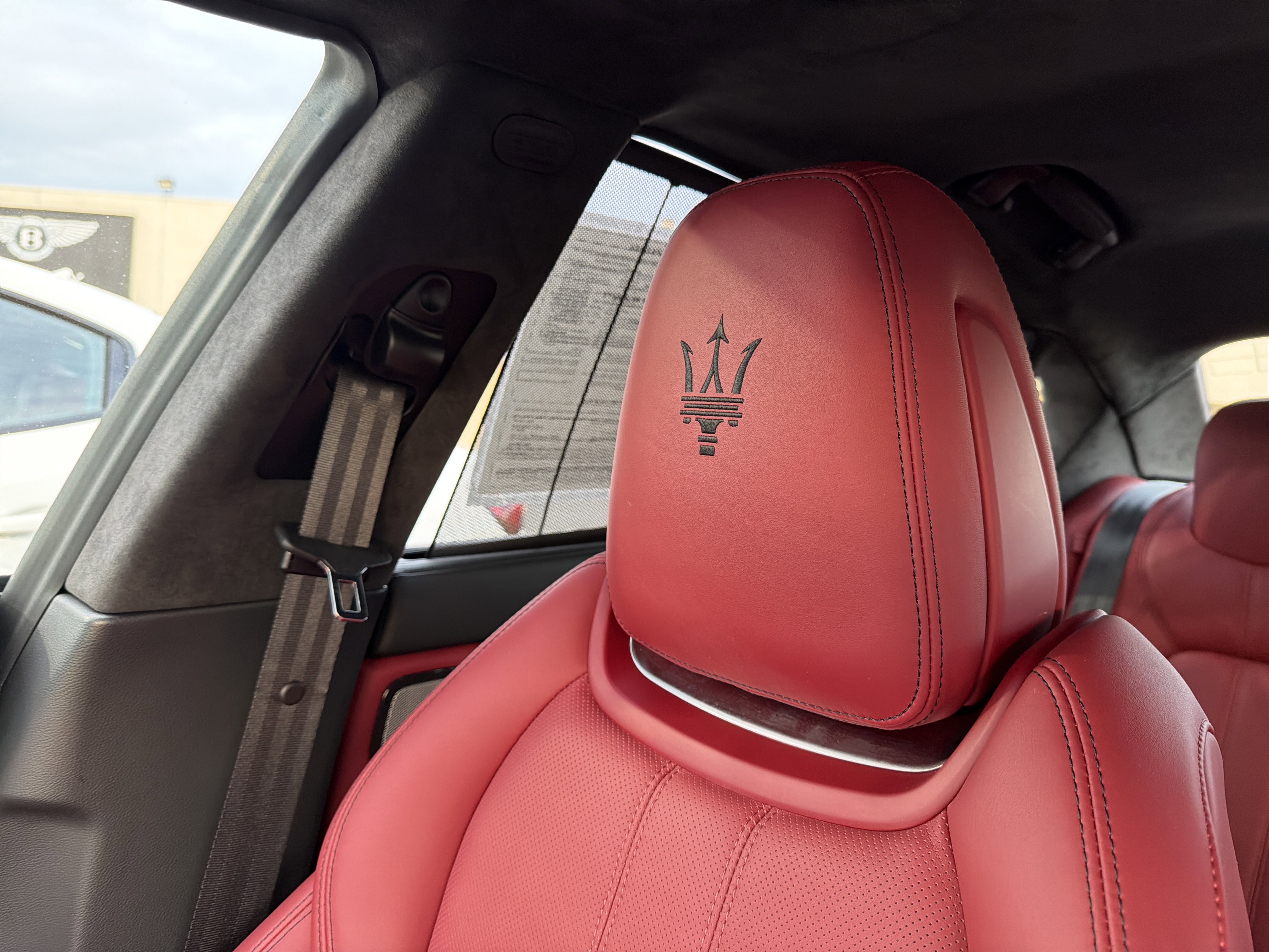 Used 2022 Maserati Quattroporte Modena Q4 AWD/4WD image 22