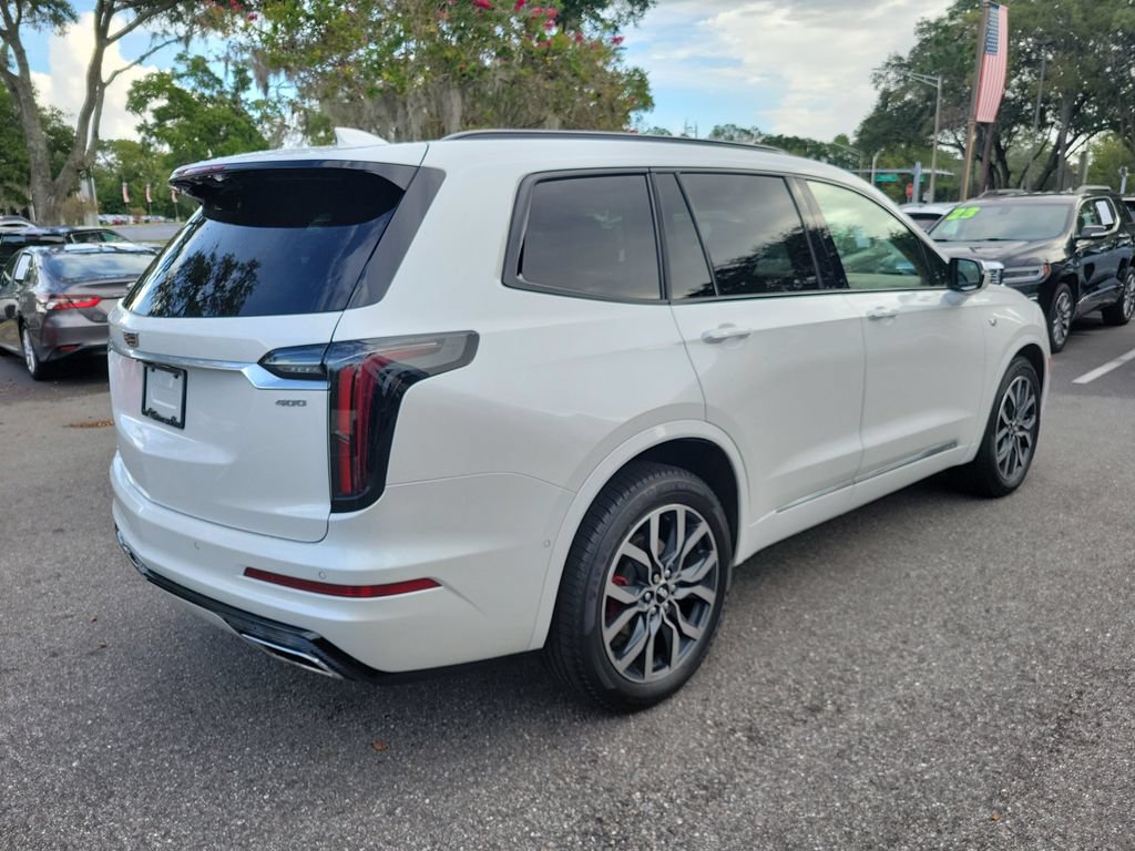 Used 2023 Cadillac XT6 Sport w/ Platinum Package AWD/4WD image 4