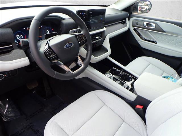 New 2026 Ford Explorer Platinum w/ LUX Leather Package image 12