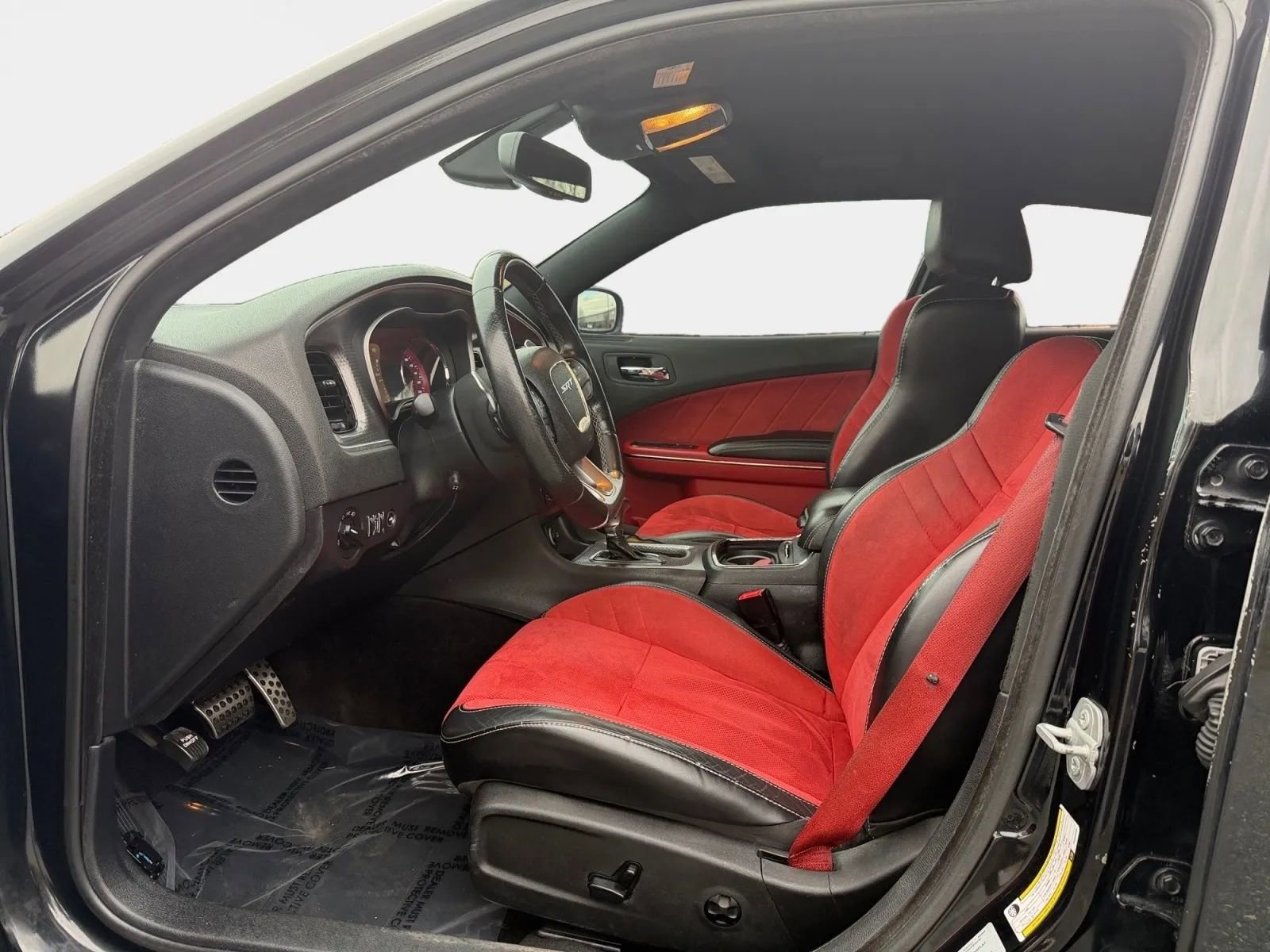 Used 2015 Dodge Charger SRT Hellcat w/ Harman/Kardon Audio Group image 9