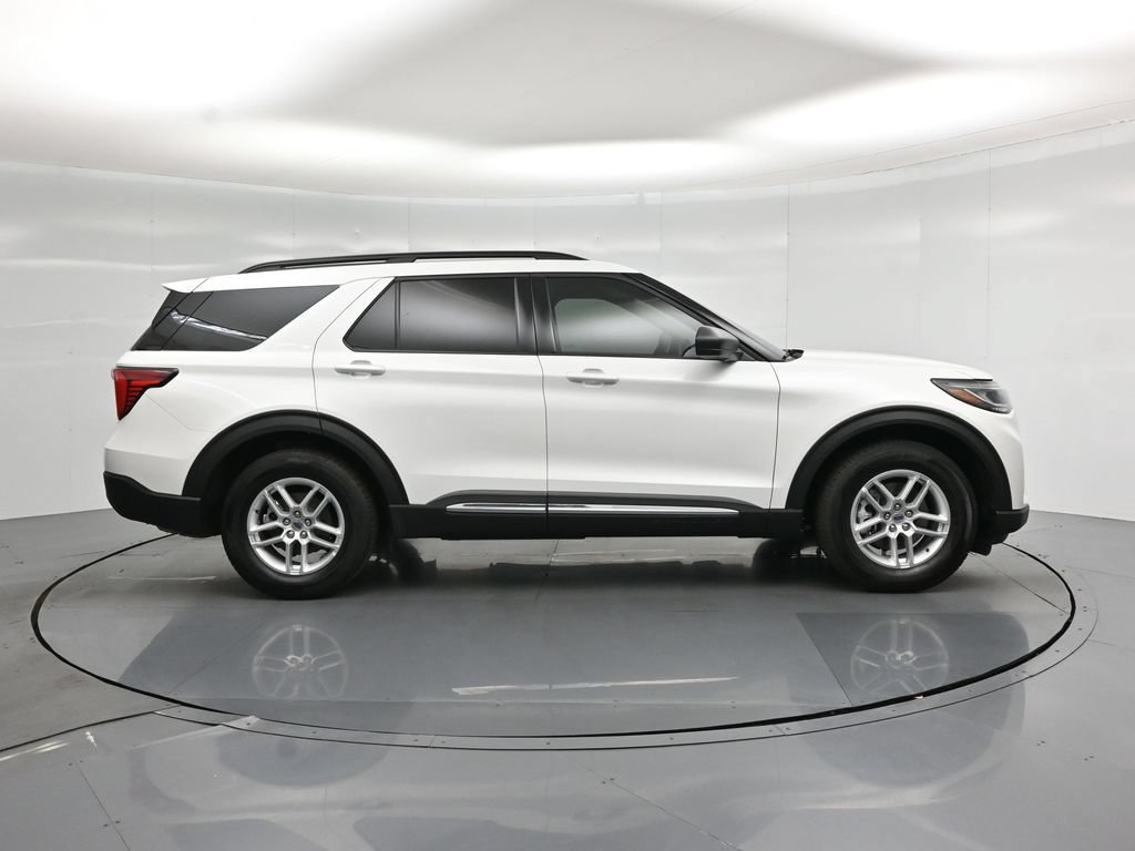 Certified 2025 Ford Explorer Active RWD image 27