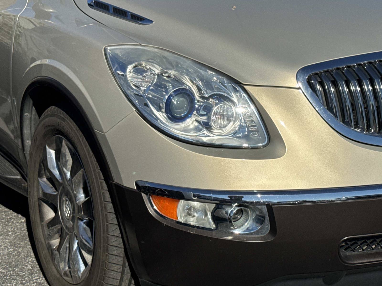 Used 2011 Buick Enclave CXL AWD/4WD image 4