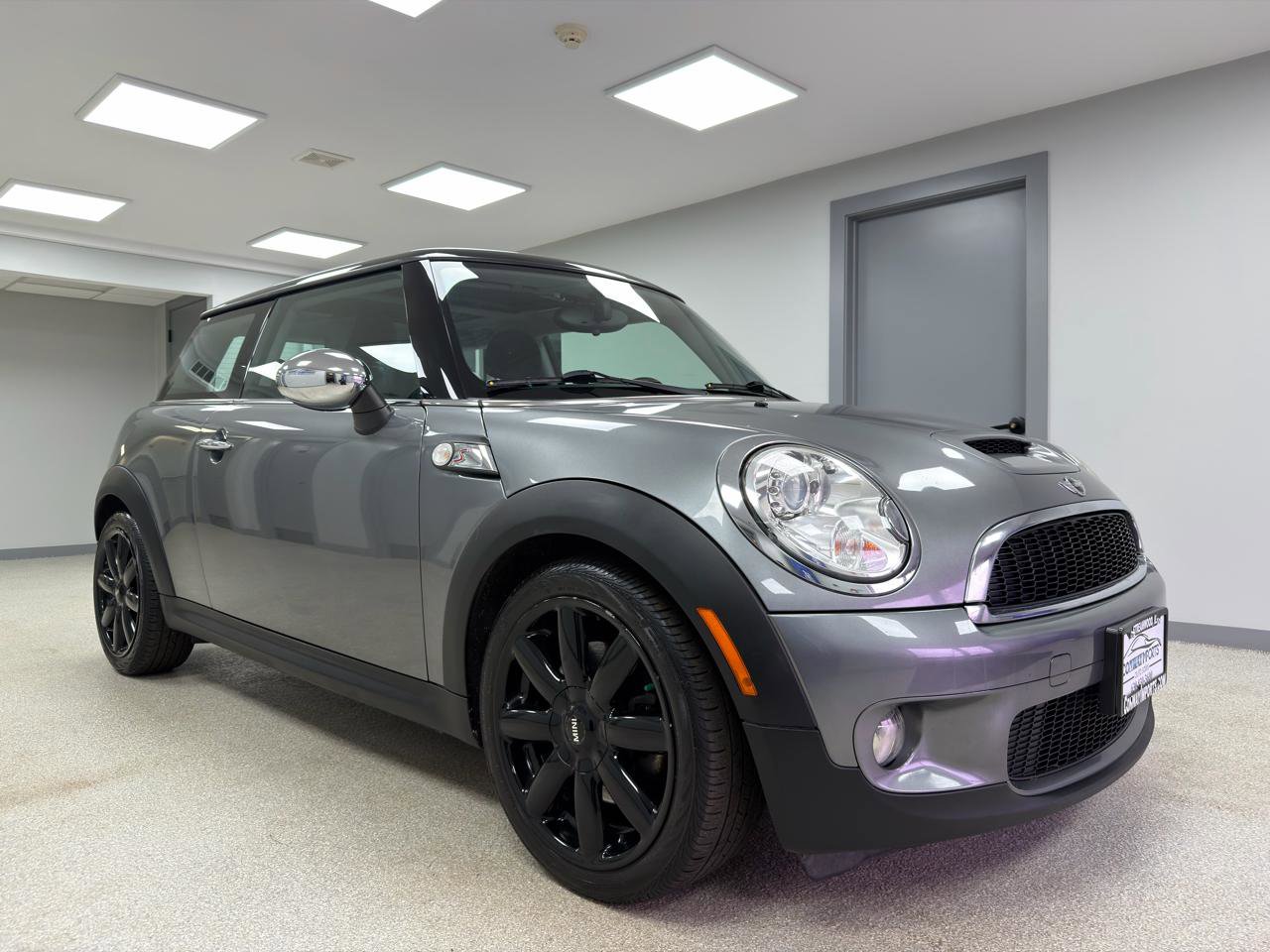 Used 2010 MINI Cooper S image 4