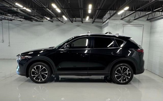 Used 2023 MAZDA CX-5 AWD 2.5 S w/ Premium Package image 2