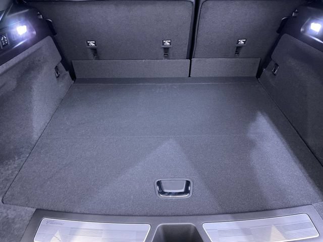 New 2025 Cadillac Lyriq Sport AWD/4WD image 30
