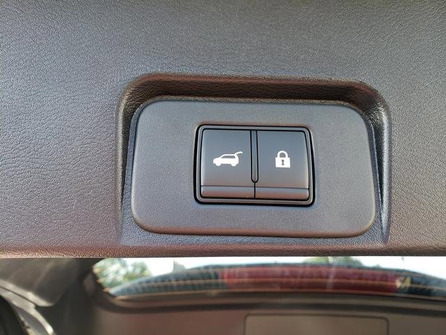 New 2026 Nissan Rogue SV image 7