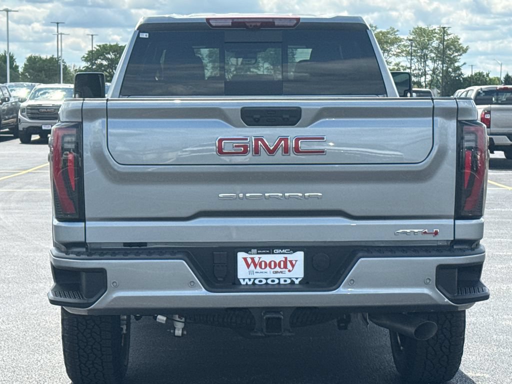 New 2026 GMC Sierra 2500 AT4 w/ AT4 Premium Plus Package AWD/4WD image 9