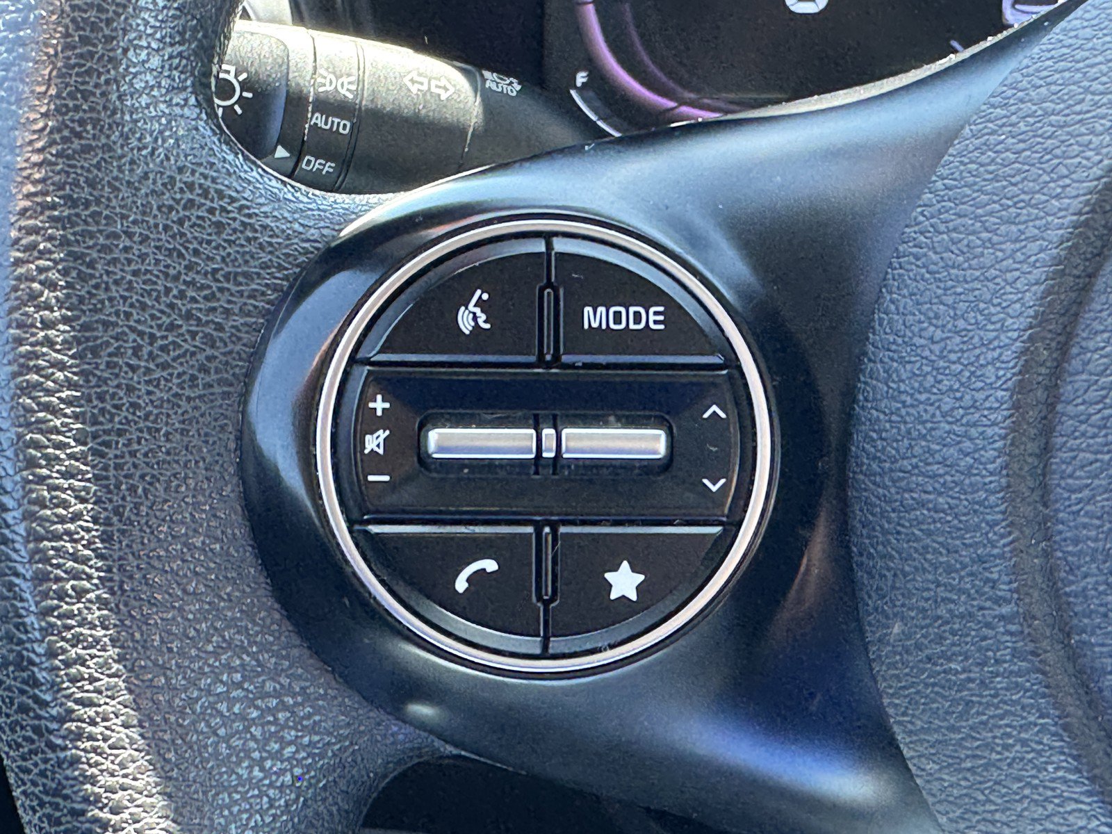 Used 2024 Kia Soul LX w/ Option Group 015 FWD image 20