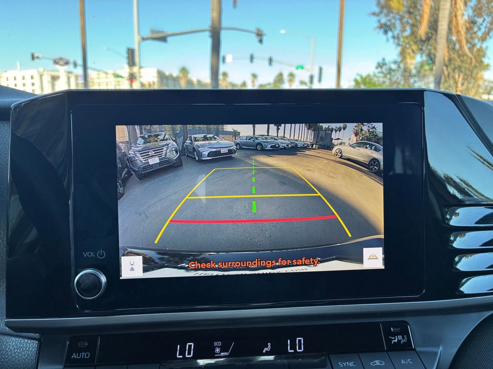 Used 2025 Toyota Camry LE image 23