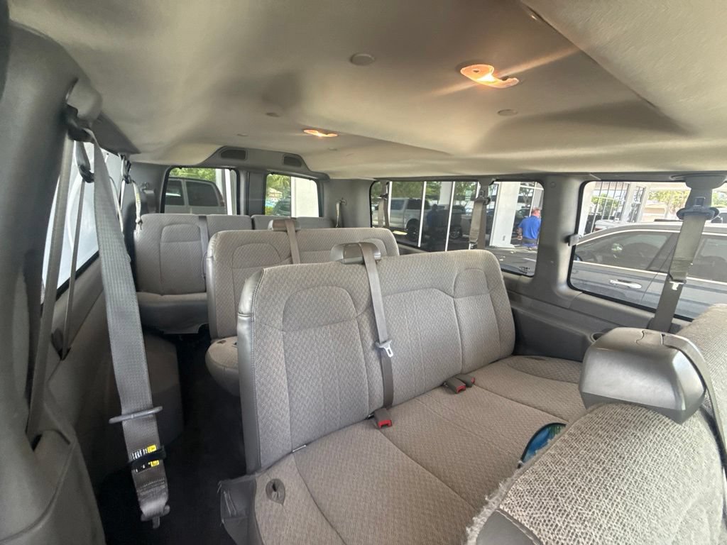 Used 2019 Chevrolet Express 3500 LT w/ LT Preferred Equipment Group RWD image 6