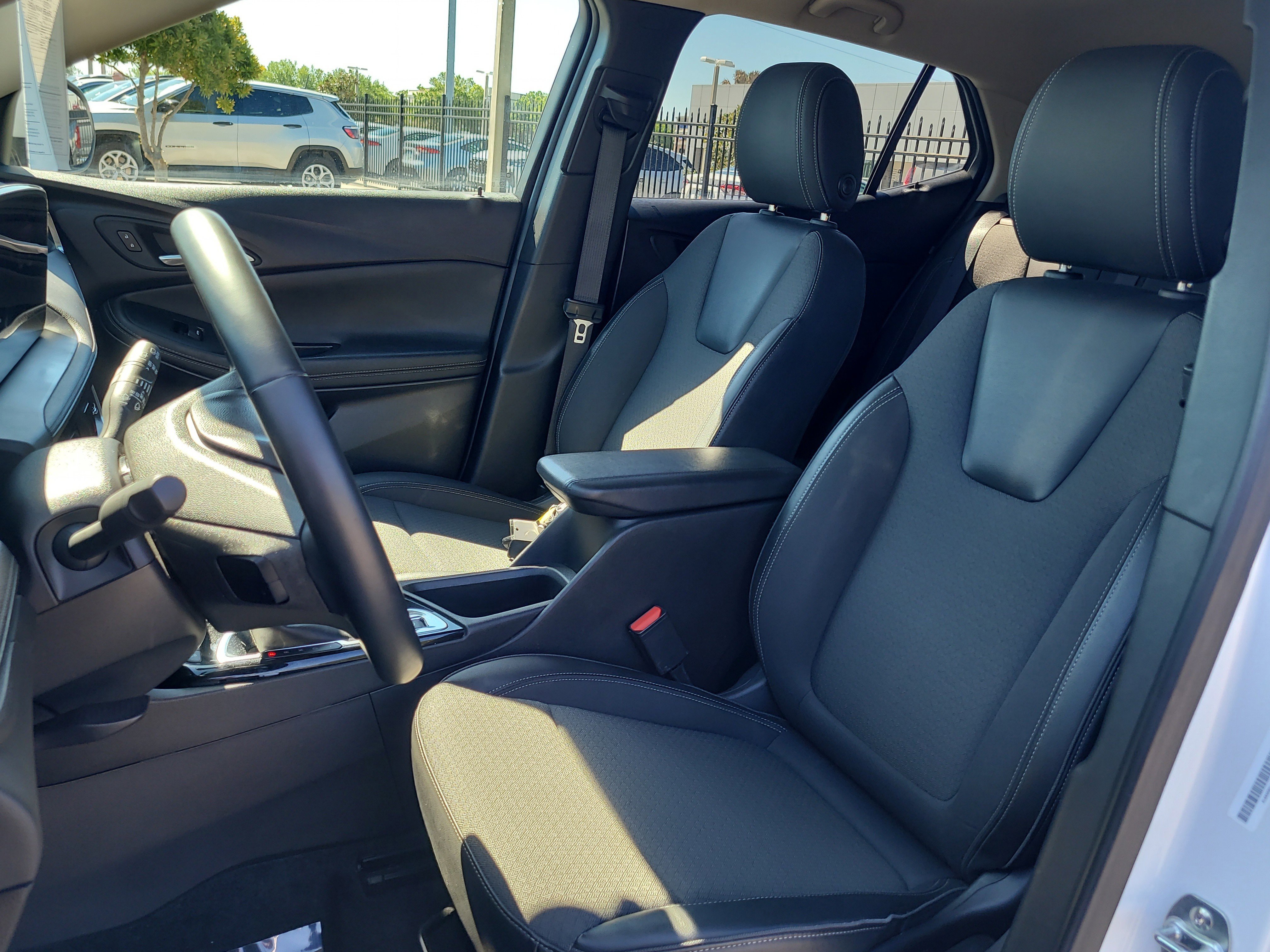 Used 2025 Buick Encore GX Preferred image 20