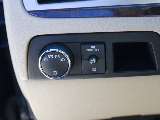 Used 2009 Cadillac Escalade ESV AWD w/ Livery Package image 17