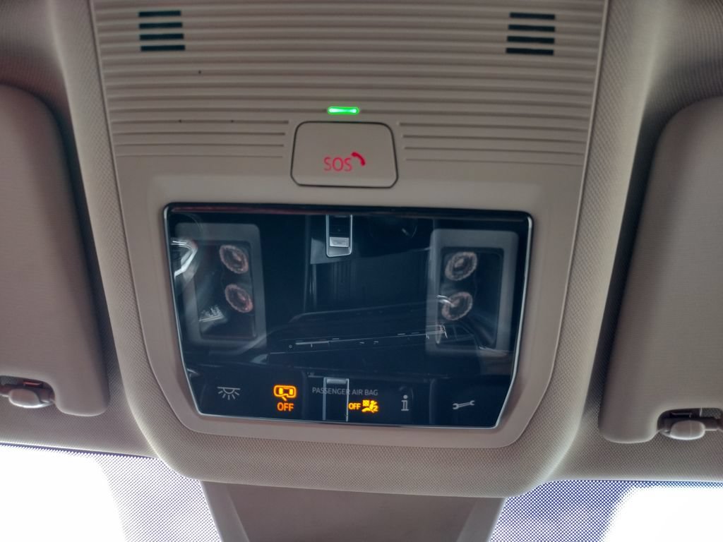 Used 2025 Volkswagen Atlas SE FWD image 28