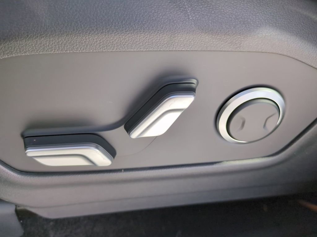 New 2026 Hyundai Santa Fe SEL image 24