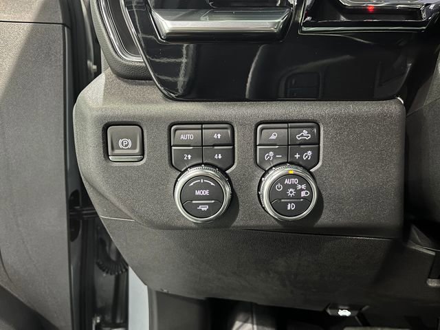 Used 2025 GMC Sierra 2500 SLT w/ SLT Premium Package AWD/4WD image 25