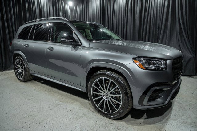 New 2026 Mercedes-Benz GLS 450 450 4MATIC&reg; SUV image 3