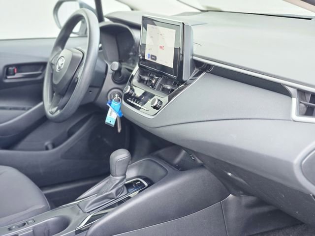 Used 2024 Toyota Corolla LE FWD image 13