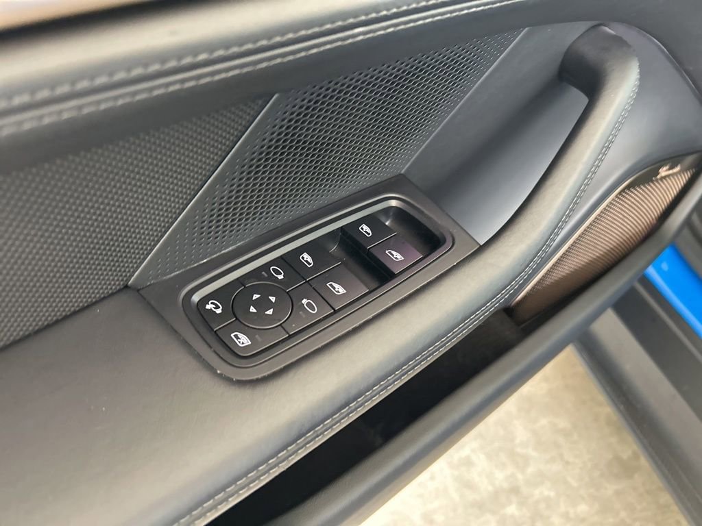 Used 2022 Porsche Taycan Turbo S w/ Premium Package image 44