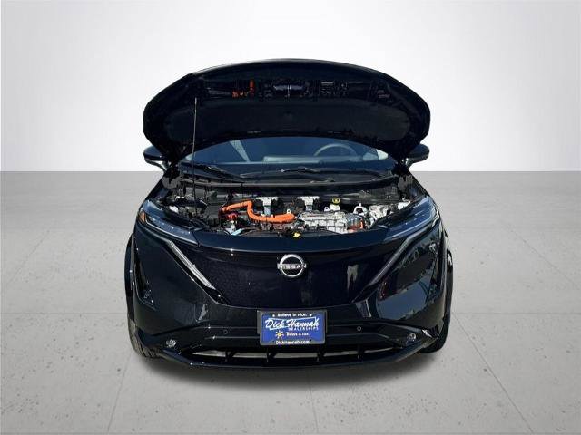 Certified 2025 Nissan Ariya Platinum image 5