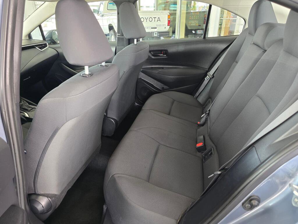 Used 2024 Toyota Corolla LE FWD image 36