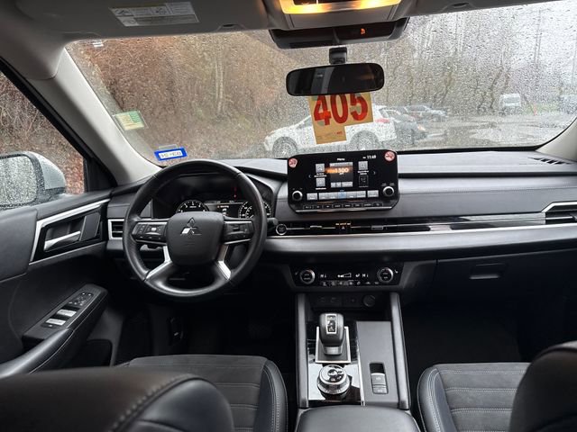 Used 2024 Mitsubishi Outlander SE image 44