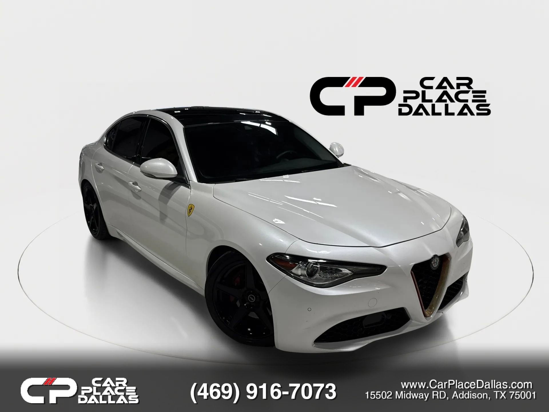 Used 2018 Alfa Romeo Giulia Ti RWD image 1